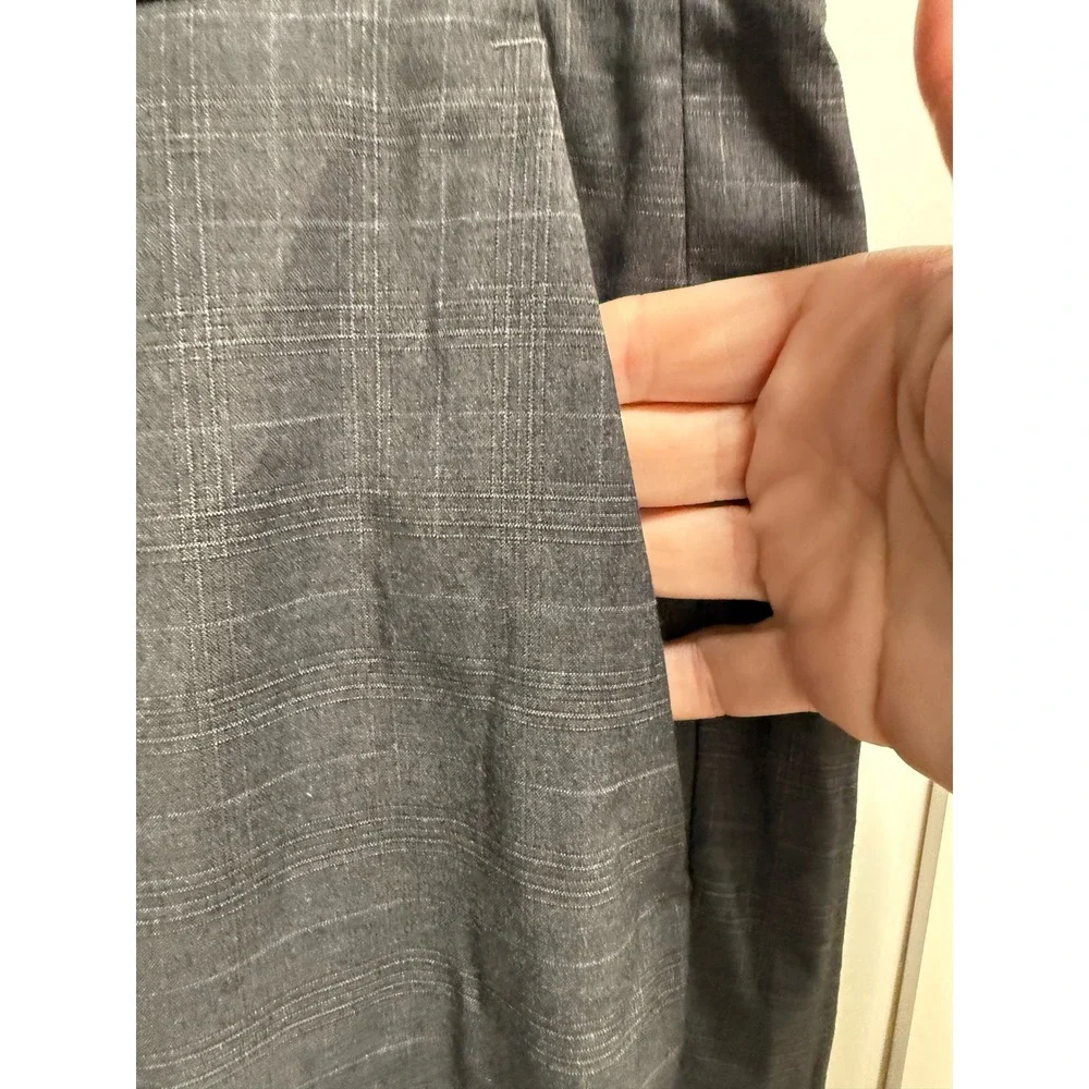 Haggar Pro Football Hall of Fame Mens Athletic Fit Suit Pants Grey Plaid 38x32